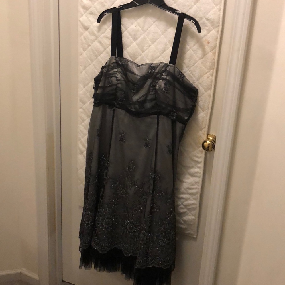 Gorgeous short evening dress